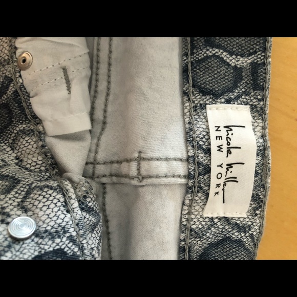 Nicole Miller Snakeprint High Rise Skinny Pants - Picture 7 of 8